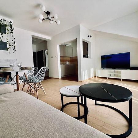 Apartament Wisteria Przemysl Ngoại thất bức ảnh
