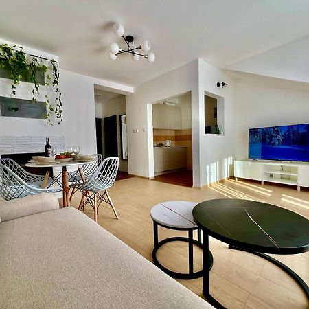 Apartament Wisteria Przemysl Ngoại thất bức ảnh