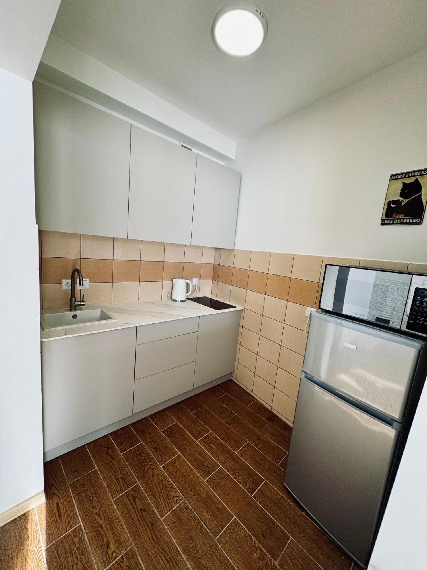 Apartament Wisteria Przemysl Ngoại thất bức ảnh