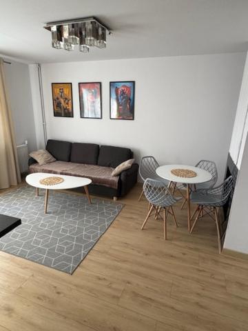 Apartament Wisteria Przemysl Ngoại thất bức ảnh