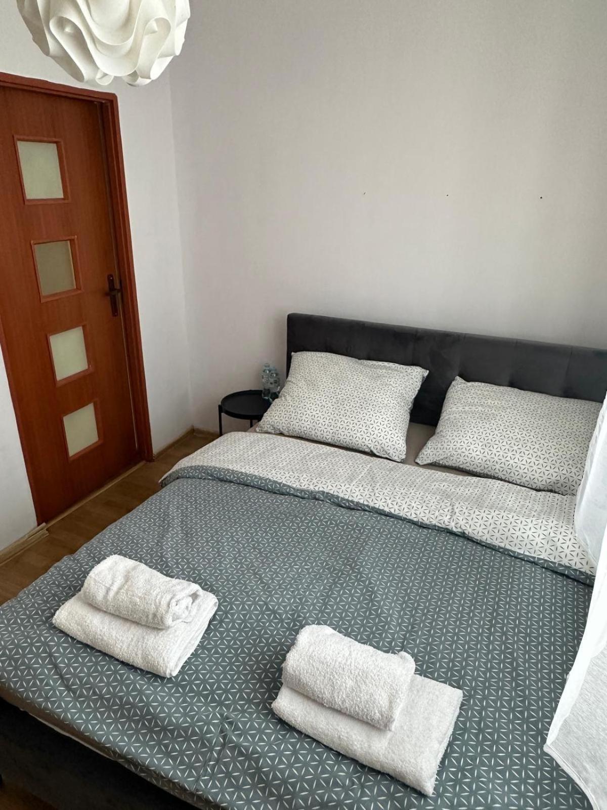 Apartament Wisteria Przemysl Ngoại thất bức ảnh